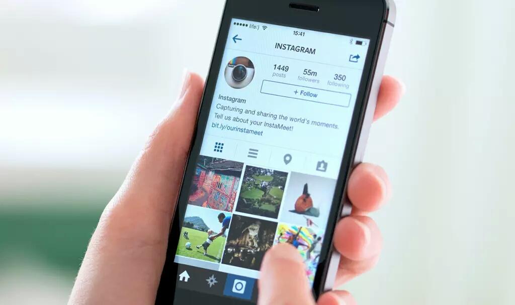 Social101SA's tweet image. Instagram introduces new video ads that can run for 30 seconds. #DigitalEdge2015 #storytelling cbsn.ws/1XMjYw1