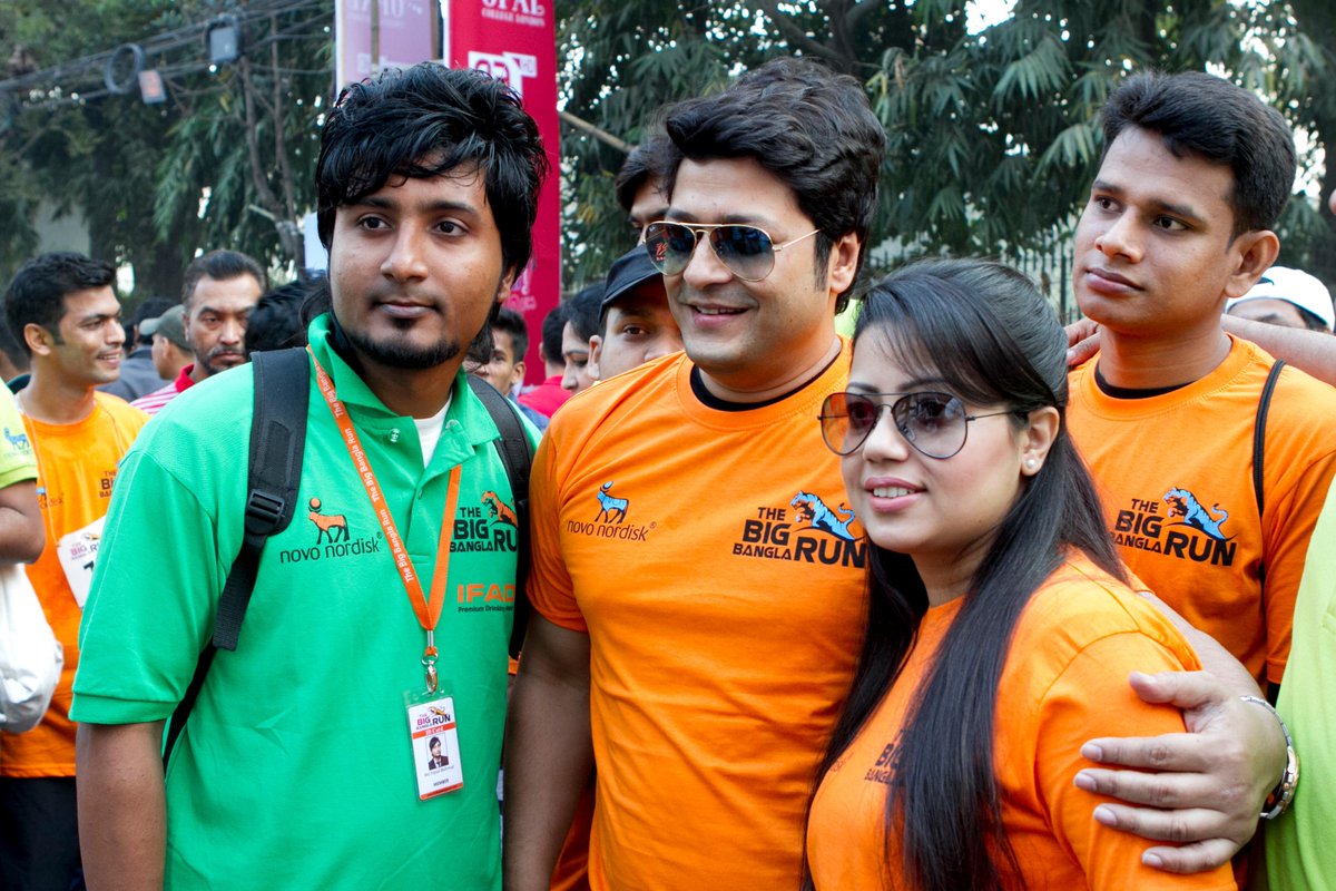 Dhk_Marathon's tweet photo. http://t.co/sBFPZ4JpeR http://t.co/k2wsRV2Hd7
