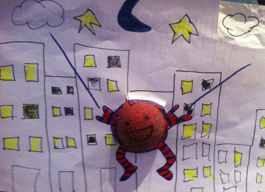 ¡Vuestro amistoso vecino Eggspiderman os desea un buen día!