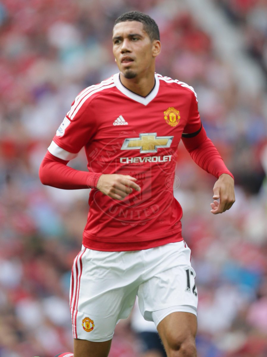 ManUtd_ID's tweet photo. Selamat kepada @ChrisSmalling, yang terpilih menjadi @premierleague  Player of the Month bulan Agustus http://t.co/iNhZcqTlzr