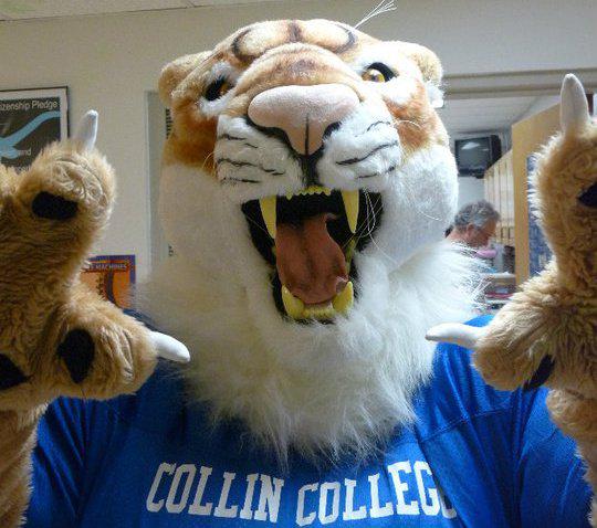 collincougar's tweet photo. Transformation Thursday. I want to see yours! You know... If you're comfortable with that... http://t.co/rHQSwgASV0