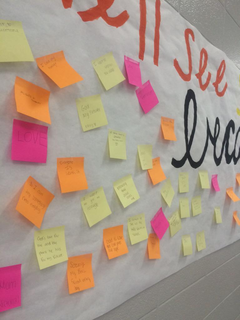 THSPeerHelpers's tweet photo. @TWLOHA Thompson High School Peer Helpers got involved in World Suicide Prevention Day #TWLOHA #NSWD http://t.co/xYNoZMH5Ji