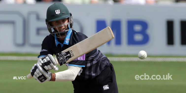 ECB_cricket's tweet photo. Brett D'Oliveira signs three-year deal as @WorcsCCC continue to pin down young guns: http://t.co/K2OzycT6vO http://t.co/JvWdV1qq3B