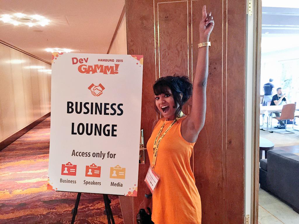 nochillmalsha's tweet image. Busy im business ! @DevGAMM #devgamm2015 #DevGamm #gamedev #sessions #business #lounge #ihavenoideawhatimdoing