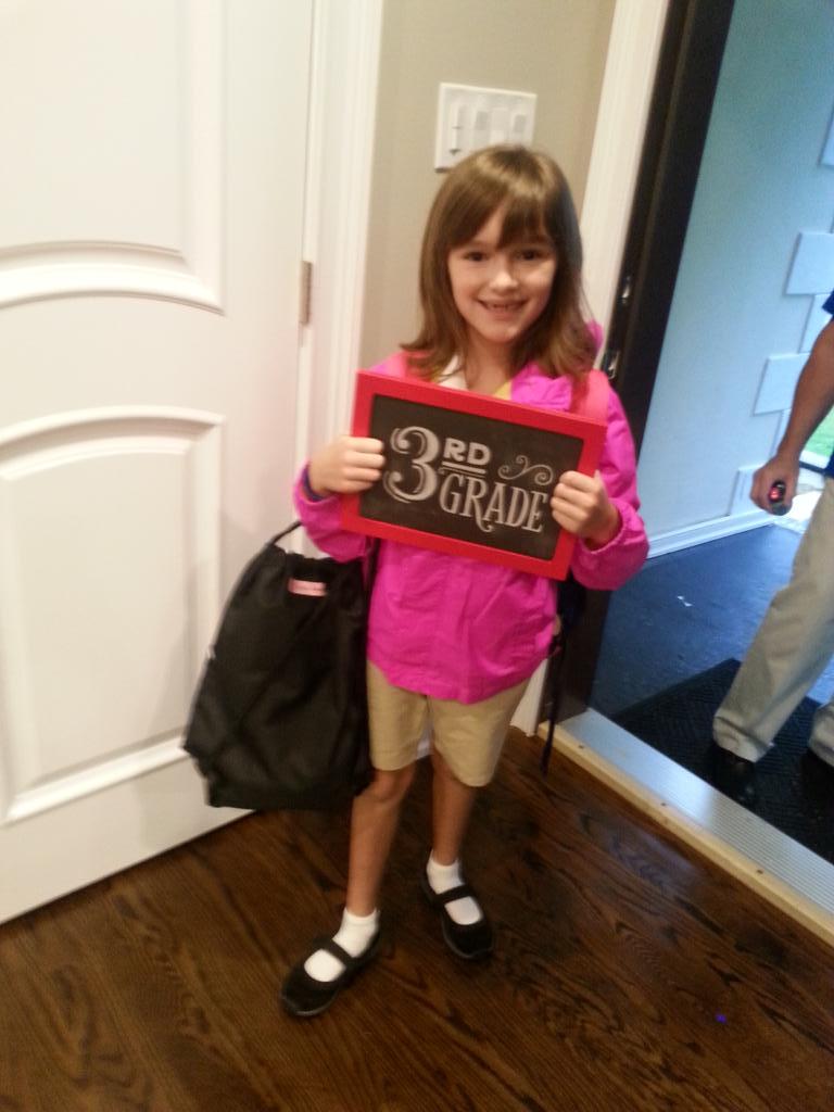 cgraber71's tweet photo. #EAFirstDay Class of 2025 http://t.co/EcAcJCZo7O