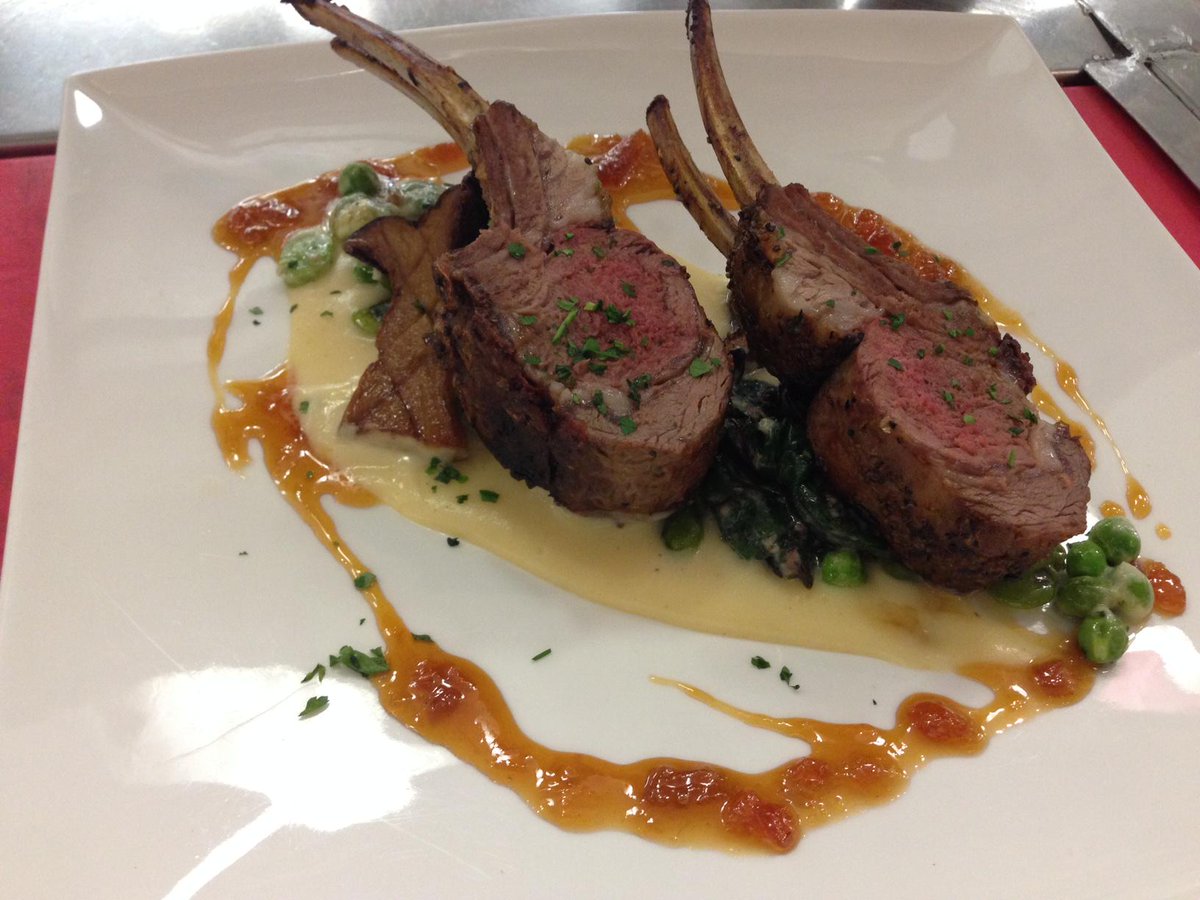 Chef_JMonfaredi's tweet photo. Exciting season - featuring Bushbeck lamb, Black Oak Sink or Swim, Pommies Cider #ParkHyattTO #TasteLocalLoveLocal http://t.co/miCNodCV8A