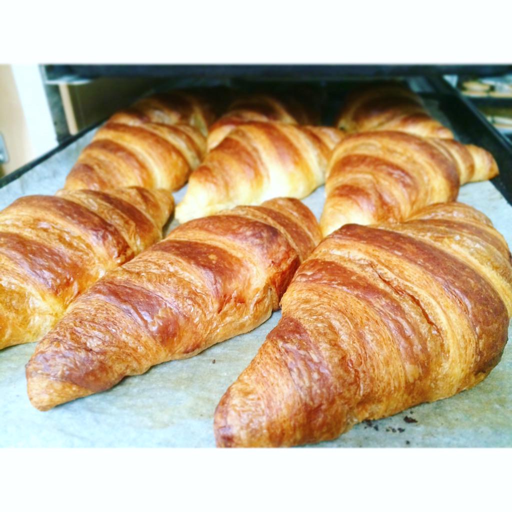 Good Morning Montreal !!! A fresh croissant to start your Thursday on a right foot!?? #patisseriemontebello #montreal