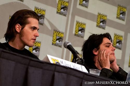 Happy Birthday to Mr. Mikey Way- a sweet soul who has always been one of UA\s biggest fans!  