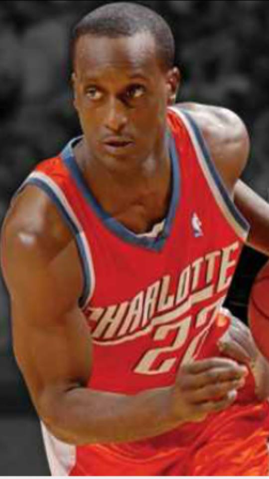 BizNetChicago's tweet image. Lunch On The Green with Brevin Knight... conta.cc/1Me1ctL