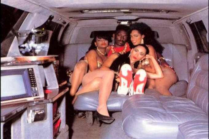  WHATS UP KANE !
Happy Birthday to Big Daddy Kane 