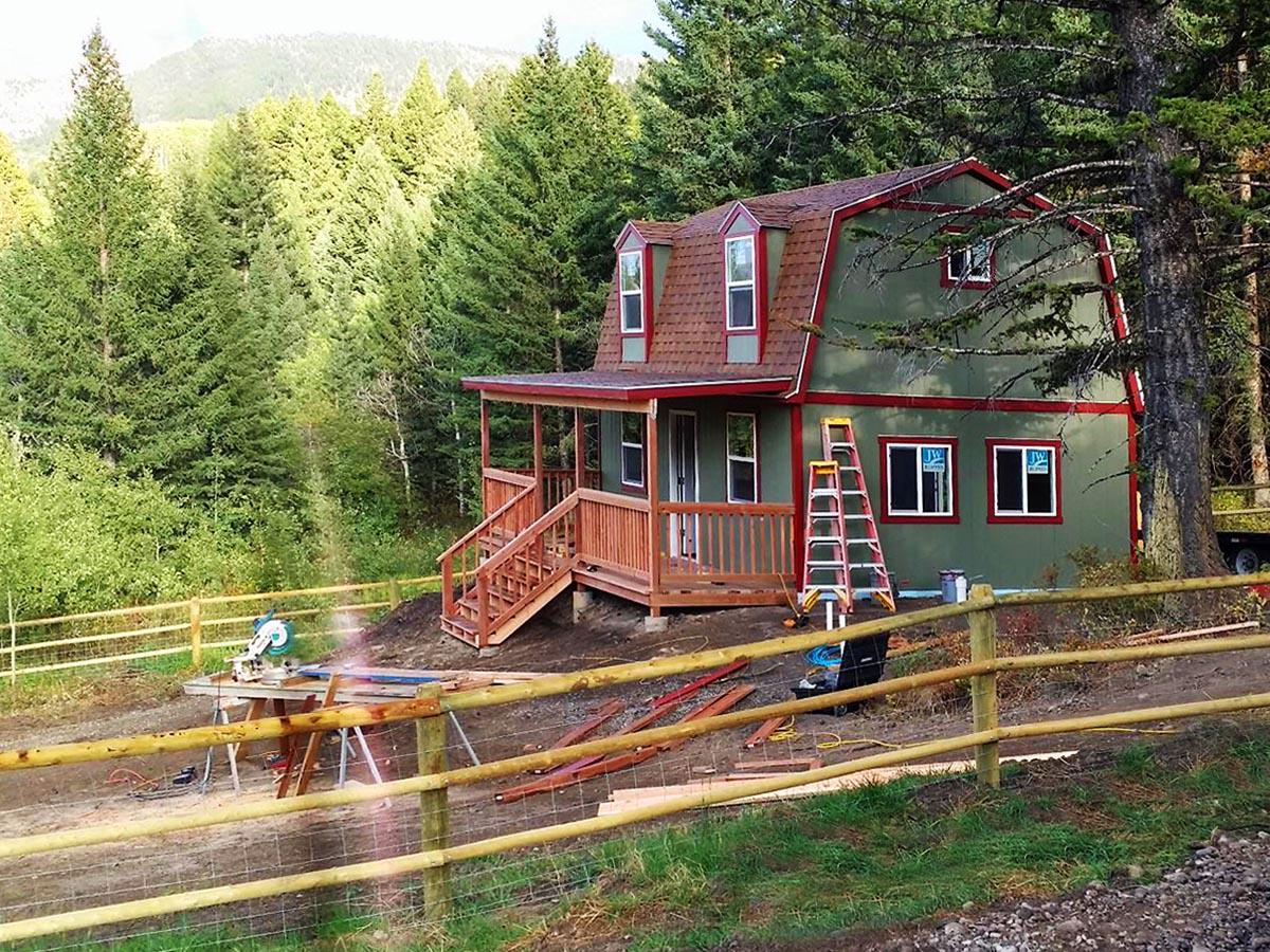 tuffshed's tweet photo. Fresh from Bozeman, MT–16x24 Premier Pro Tall Barn w/second story, fully insulated, 6x24 porch, and 3x4 dormers.Boom! http://t.co/GpF8J8idhf