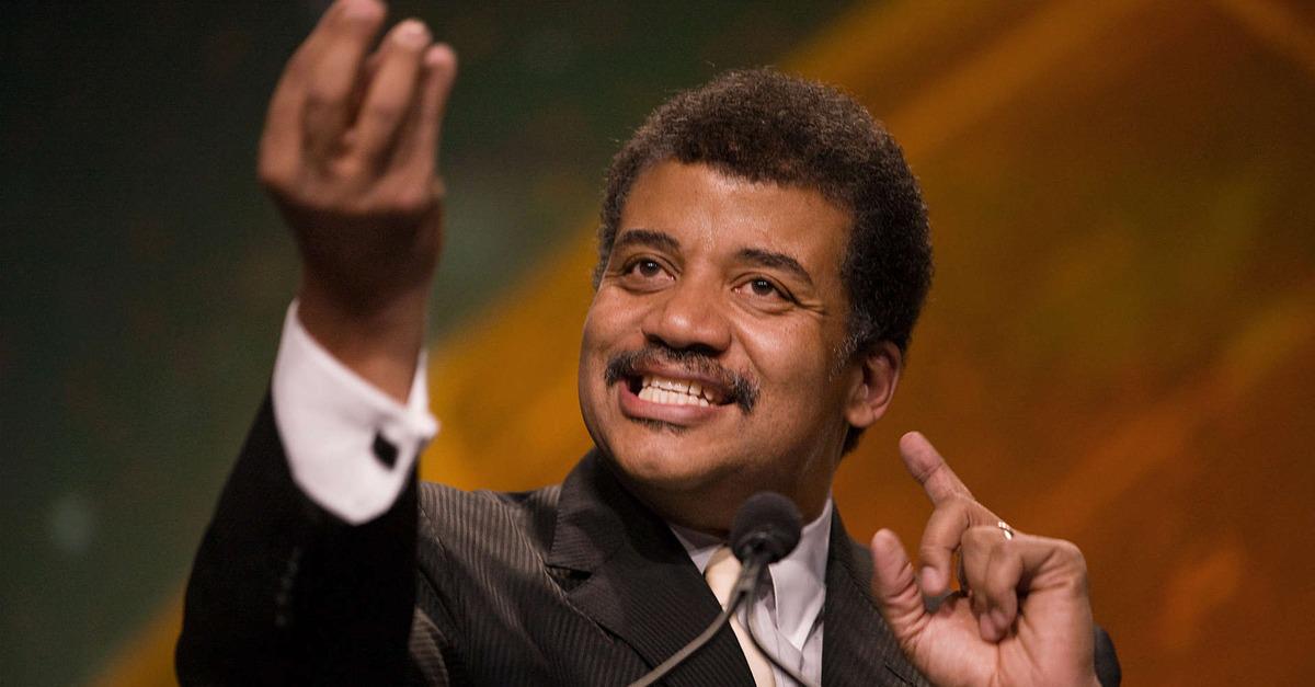 ScienceNetDaily's tweet image. Neil Degrasse Tyson: god is an ever receding pocket of scientific ignorance.. and more (video) buff.ly/1Mcrhta