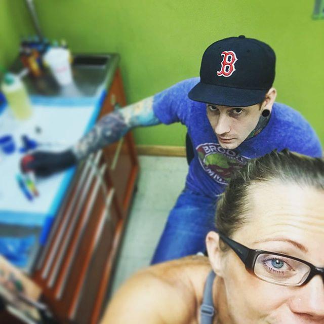 BeyondTheLens's tweet image. Getting inked by @jeffreyash at @skindeepinkct 
Finally adding color to this warlock!