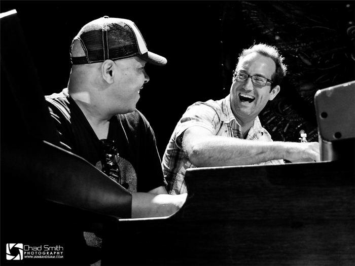 A #tbt moment from Jam Cruise 10 - <a href="/IvanNeville/">Ivan Neville</a> and <a href="/goldlikejoel/">Joel Cummins 🎹</a>...Catch them both next January on #JamCruise14!