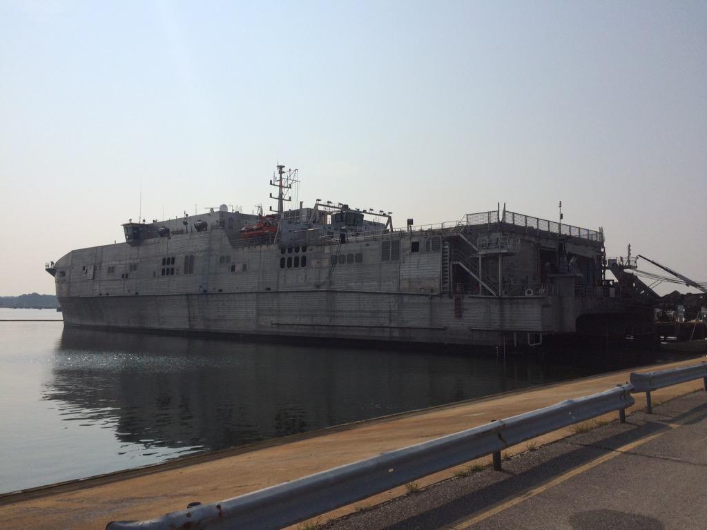 MSCSealift's tweet photo. Did you know..."Expeditionary Fast Transport" is the new name for our Joint High-Speed Vessels? #EPF = #JHSV http://t.co/Jafq3kF3Gi