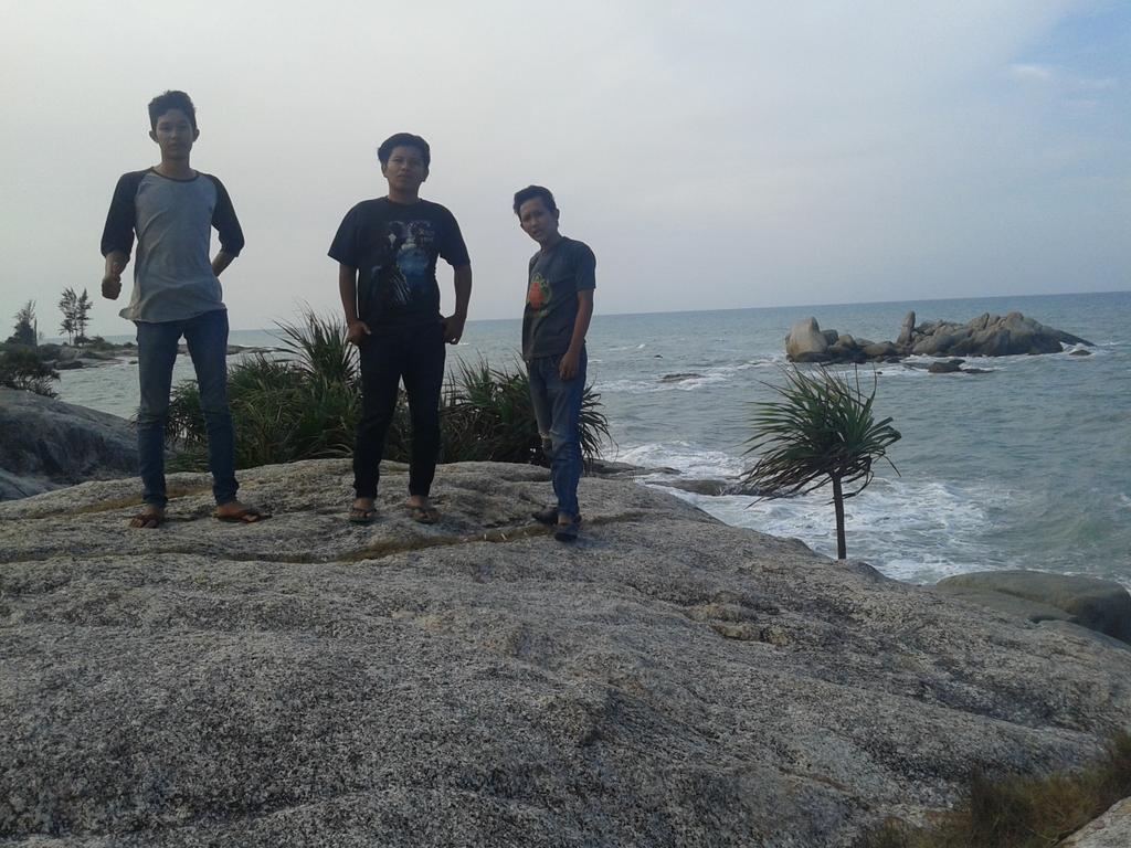 reza (fr.twnty) (@reza_s22) on Twitter photo 