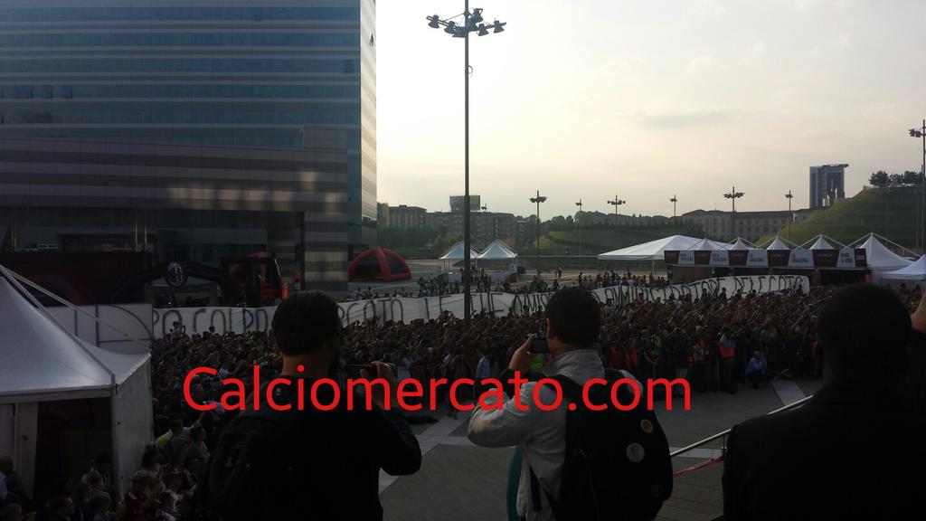 COjmtm1WIAAs5ow.jpg:large