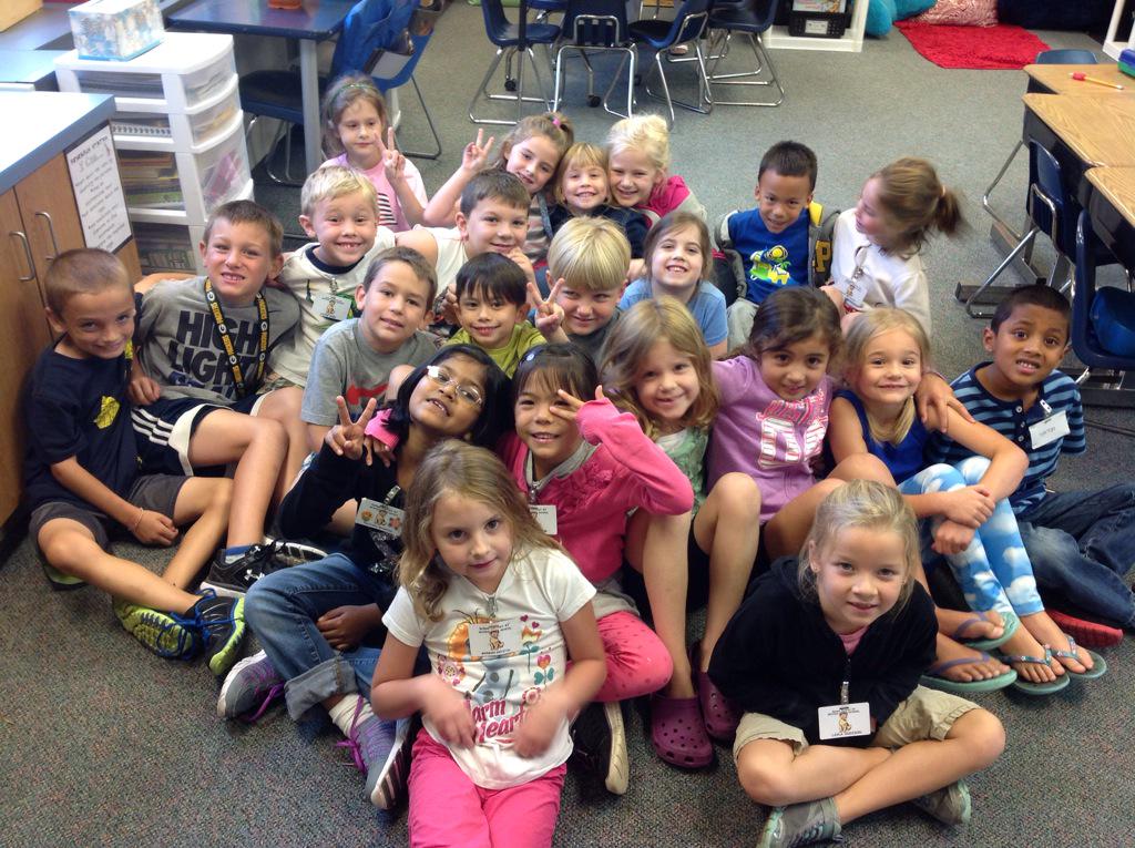 mrssitesWC's tweet photo. Love my group of kiddos! #mrssitesclassrocks http://t.co/skepUc8xyI