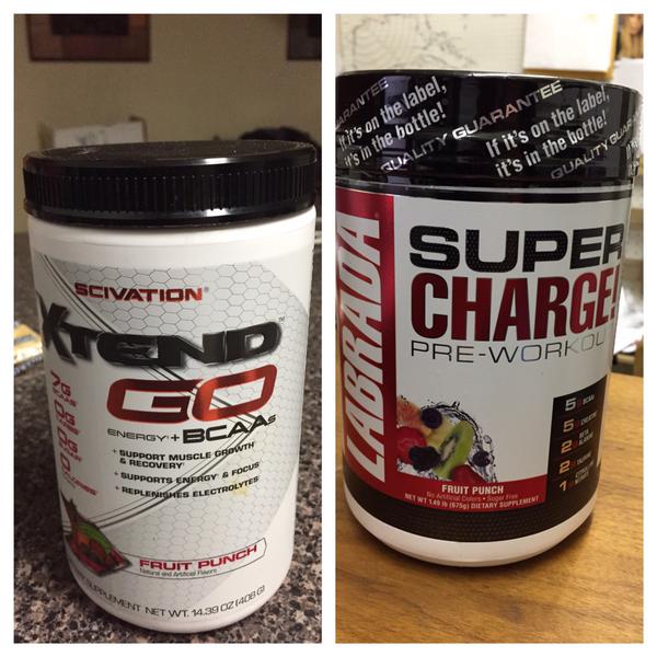 crowned_Karen's tweet photo. #scivation #xtendgo #bcaa #preworkout #mixtogether #fruitpunch #Labrada #TeamLL #creatine #fitchicks #FitnessGirls http://t.co/yMu90dxOCS