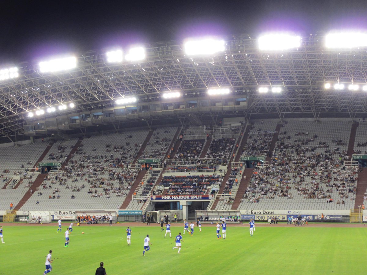 RobWindy's tweet image. Hajduk Split. Great watching footy in Split for £4 in 30 degrees. Torcida fan group very impressive #footballtourist