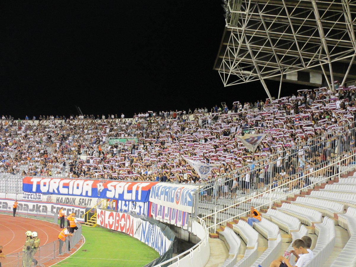 RobWindy's tweet image. Hajduk Split. Great watching footy in Split for £4 in 30 degrees. Torcida fan group very impressive #footballtourist