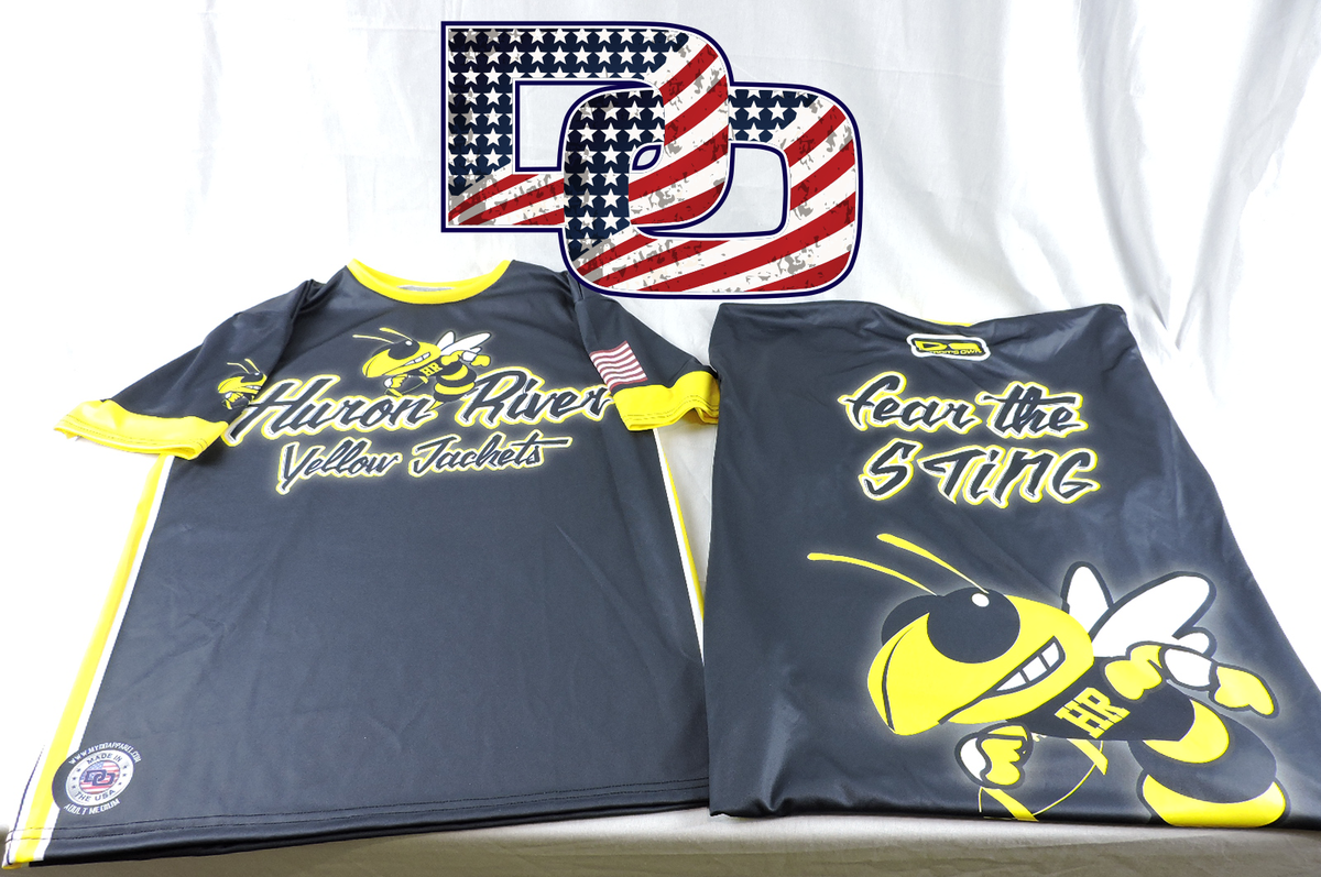 DO_Apparel_'s tweet image. Full dye #football 100% MADE IN THE USA #quality #fastturn #huronriver #yellowjackets mydoapparel.com