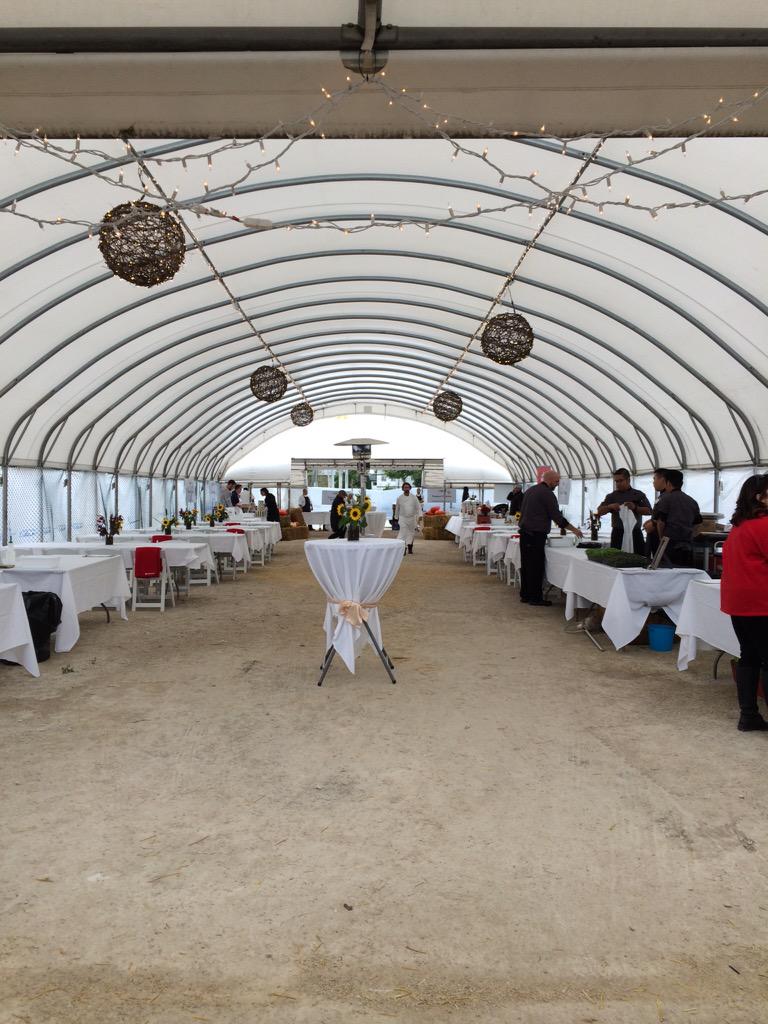 SamanSWpg's tweet photo. Guess where I'm right about now #FarmersFeast2015 @CBCManitoba http://t.co/wLzctemMoA