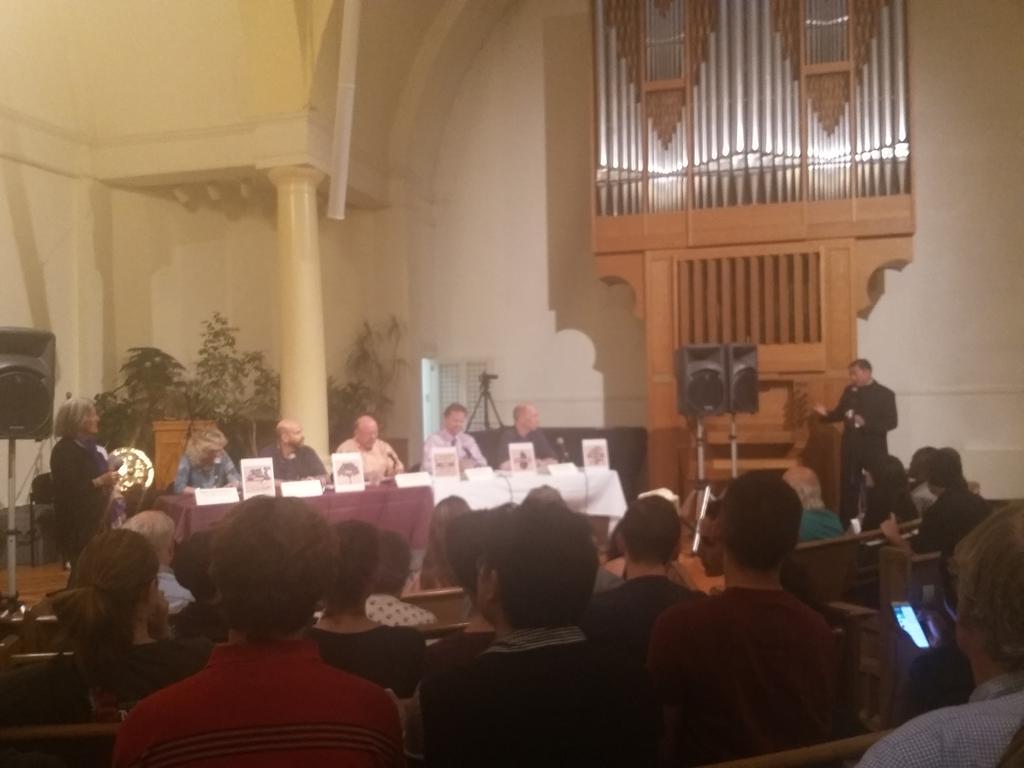 #AmAGMO let's meet our 6 amiable scientists speaking at the event <a href="/kevinfolta/">Kevin Folta</a> <a href="/ScienceAlly/">Alliance for Science</a>