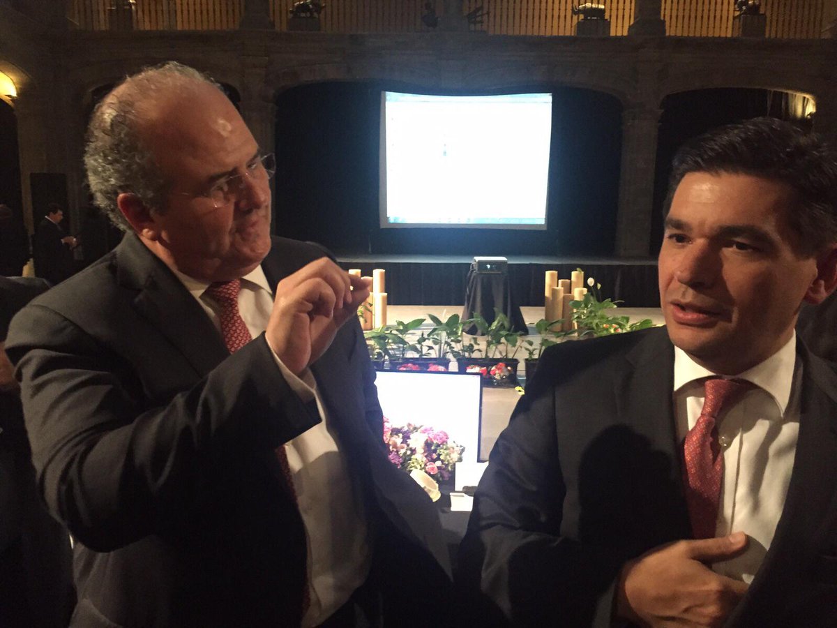 A. Villarreal en Comisión Permanente de Funcionarios Fiscales que Presiden <a href="/faportelar/">Fernando Aportela</a> y Marcela Andrade de <a href="/shcp_mx/">Haciendo lo que sea</a>