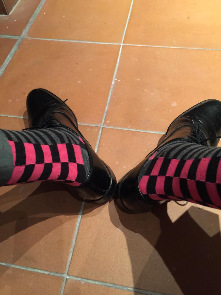 Meseta recuperación juicio Cristóbal Soria on Twitter: "Estos son los calcetines que estrenaré esta noche en @elchiringuitotv que empezamos a las 00.05... http://t.co/6OzWbJgBP3" / Twitter Meseta recuperación juicio Cristóbal Soria on Twitter: "Estos son los calcetines que estrenaré esta noche en @elchiringuitotv que empezamos a las 00.05... http://t.co/6OzWbJgBP3" / Twitter
