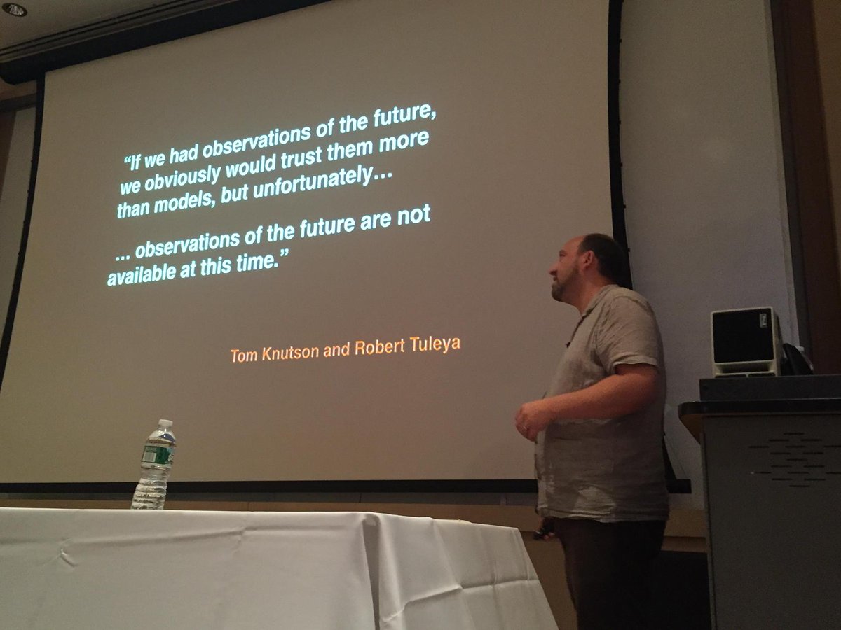 DataSciColumbia's tweet photo. #DSIworkshop @ClimateOfGavin http://t.co/2u8BoZUQQe