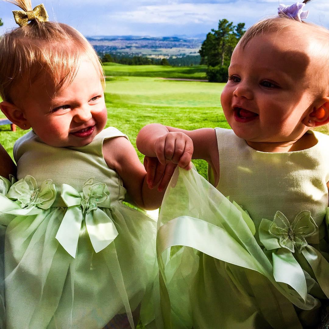 debbie_litlids4's tweet photo. My baby girls!! http://t.co/gZ8mfVnMvi