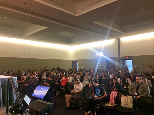 stojkovic_alex's tweet image. Early birds (pun intended) getting seats for #BeyondEmail at #INBOUND15 - head to 253 or follow along as we Tweet!