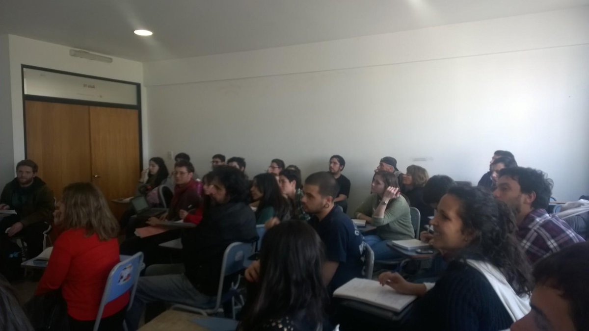 DAEstudiantiles's tweet image. Hoy, en el marco del #Taller de elaboración de #ProyectosDeExtensión @negradeperio @agrupRW @DAEstudiantiles