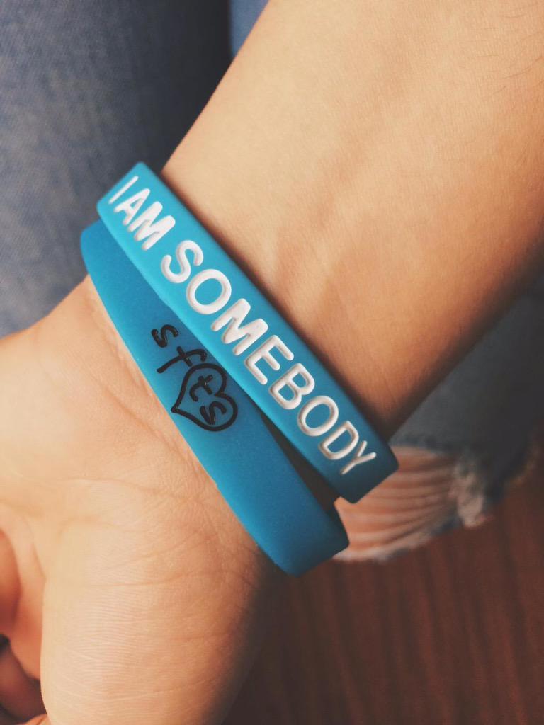 jihzell's tweet photo. You are NOT alone! 
Speak up for yourself and speak up for others!! #WorldSuicidePreventionDay @SFTSorg 💙 http://t.co/oprSUF0iAp