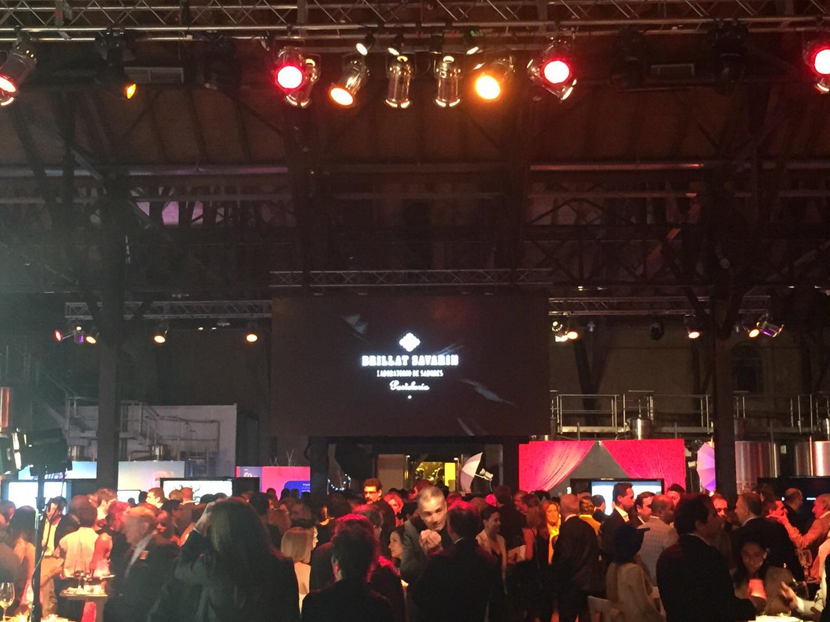 Una alegría ser parte del Networking de la Revista #PuntoaPunto de #Mendoza <a href="/TatiGJ/">Tati García Juanicó</a> <a href="/BrianBava/">BlacKito</a>