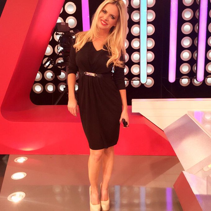 Hoy en @BenditaOk ✌?️✌?✌?❤️ http://t.co/CKDZuojqKR