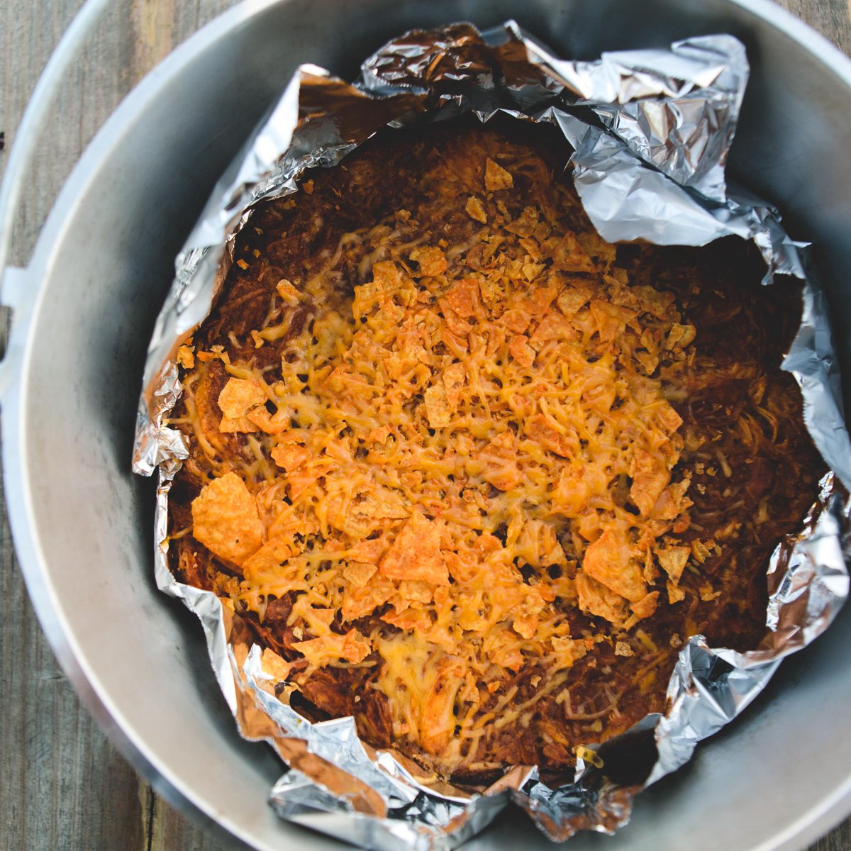 GSIOutdoors's tweet image. Dutch Oven Chicken Enchiladas? Our easiest recipe yet is on Instagram. #GSIoutdoors #30dayCampGourmet #rusticcooking