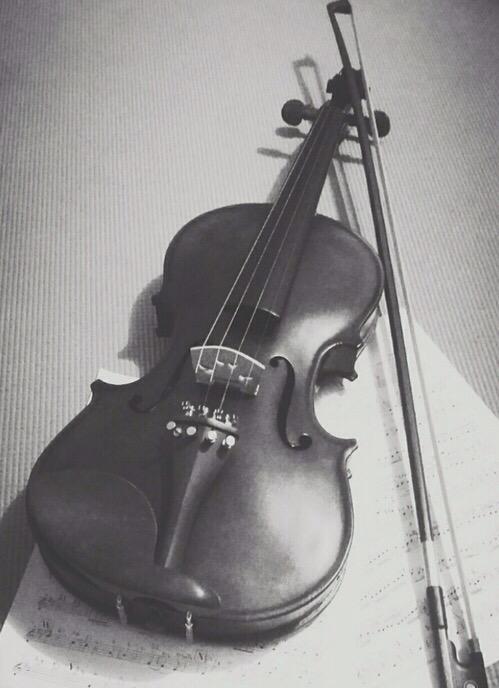 gilly_os's tweet photo. I think I'd be lost without my music. http://t.co/m0NZ8z9SZ7