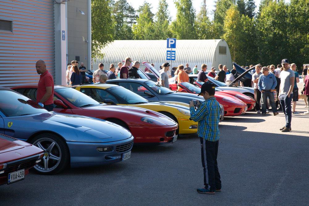 SportscarB's tweet photo. Lauantaina 12.9. klo 10 SBC:lle viimeistä - jopa kahdeksatta - kertaa tänä vuonna!
#SCB @Ilmailumuseo by @SCCHfi http://t.co/yXS5BiKBly