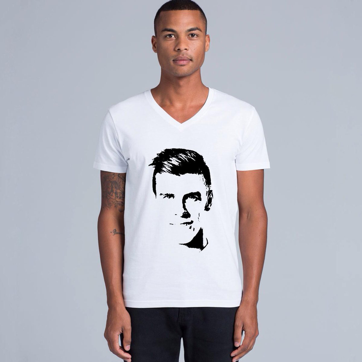 heroheadsTs's tweet photo. Gareth Bale. #HEROHEADS http://t.co/inugNjC7Fa http://t.co/bP3PTvS2QD