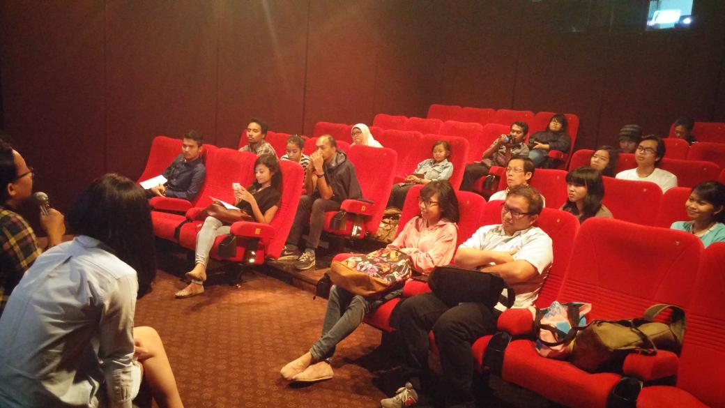 rakettifilms's tweet photo. "Bikin film musti happy." @yopextreem @kineforum http://t.co/Oti3dIU9lL