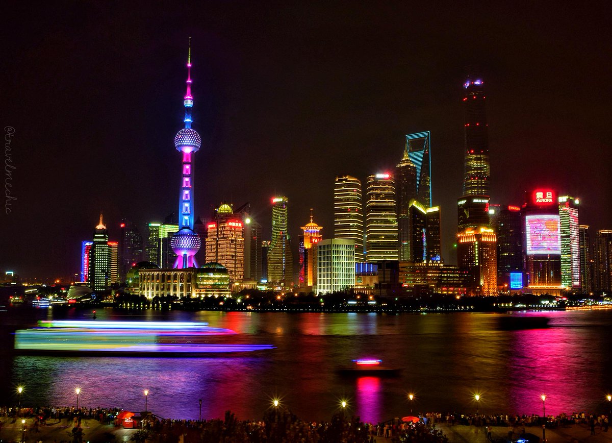 TravelMeChic's tweet photo. Shanghai, you stole our hearts! 
Can't wait to share details about our trip on http://t.co/XNqbYYs8BX! Stay tuned! http://t.co/5NhjfkxZtH
