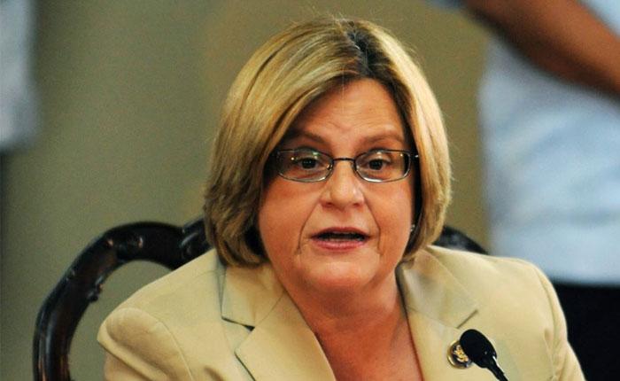RunRunesWeb's tweet photo. Ileana Ros-Lehtinen: EE UU debe sancionar a jueces y fiscales involucrados en caso López - http://t.co/1aH1wBhvUy http://t.co/49AUNpCn8j