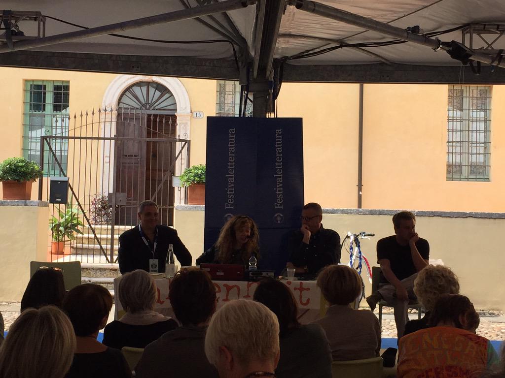 sabipresti's tweet photo. @LaLipperini racconta su Farenheit il giallo all'italiana: in una sola occhiata De Giovanni, Carlotto e Manzini http://t.co/5h0LzHq3uC