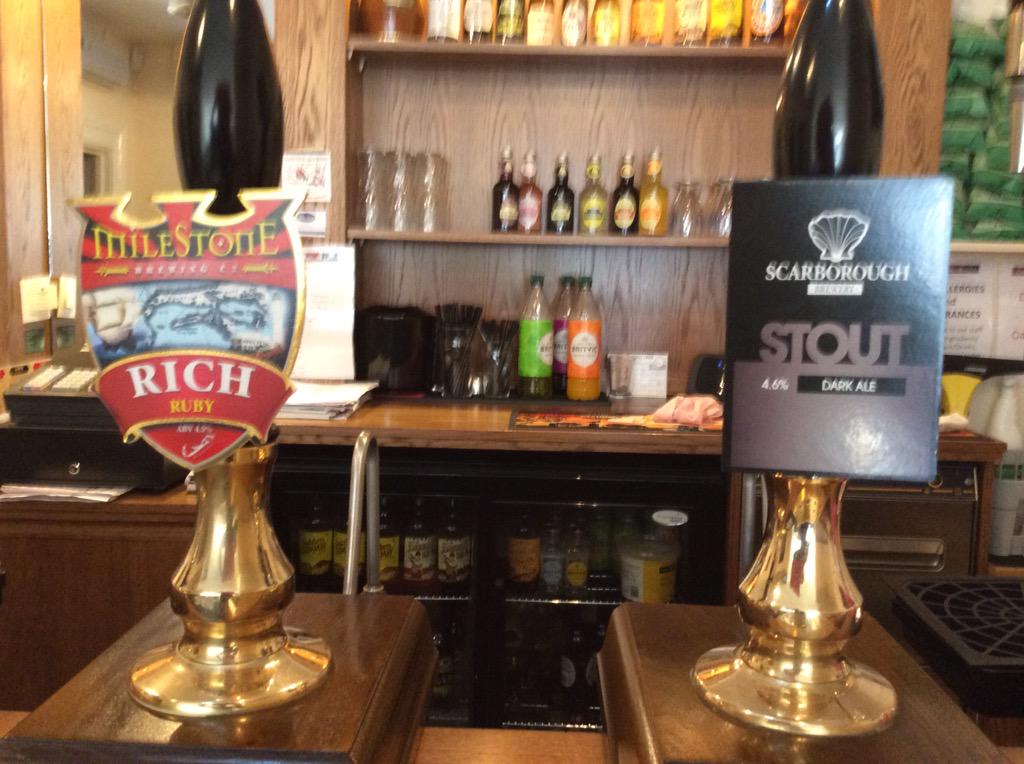 Cobblersarms's tweet photo. On the bar @stayinfiley @rich_cowling @suzfiley @OfficialFiley @TimNicholsons @FileyBayToday @CharlottesFiley #filey http://t.co/bQvpGOf1xi