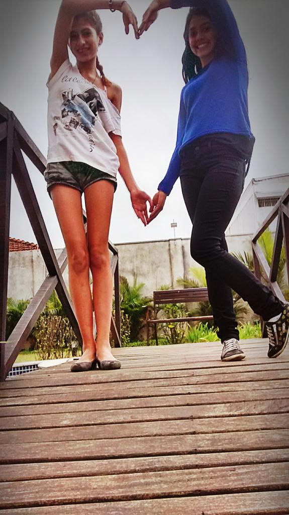 MeninasStyle's tweet image. Uma manhã com muito amor! Essa é minha melhor amiga.. Se inscrevam no nosso canal, Meninas Style! ❤👭
#Irmã