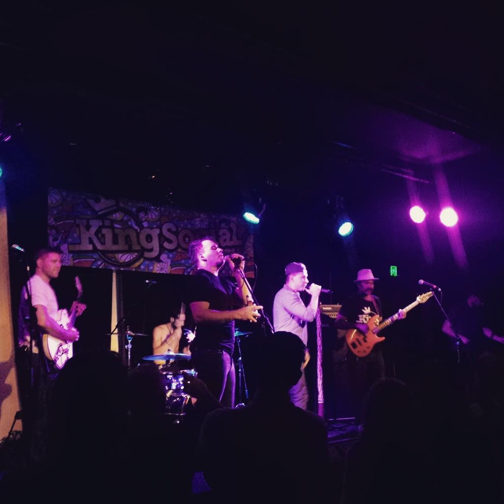 Packmule_Ent's tweet photo. @KingSocial_NQ #hypocrit new track at @NewGlobeBri http://t.co/Z6MHsYRjF3