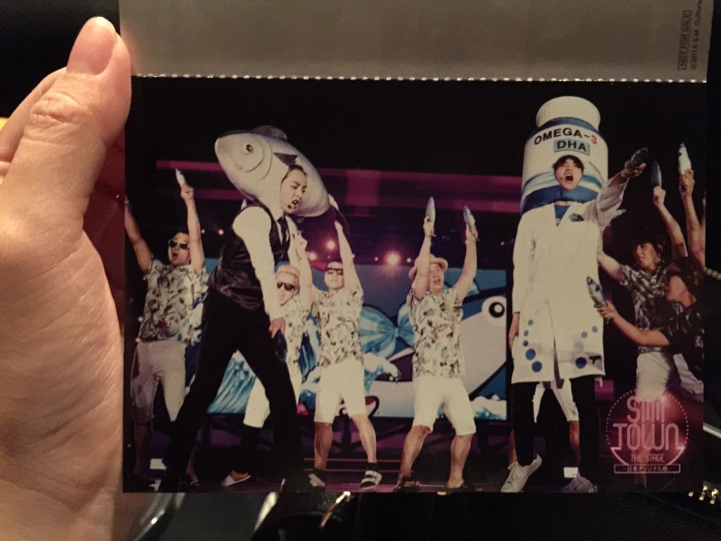 hitam_gyu's tweet photo. 【拡散希望】
SMT THE STAGEポストカードの交換お願いします♡

譲→ 鯖 サバ シウミン チャンミン
求→ ウネ、もしくはKRY
        （ウネ優先）

条件の合う方いらっしゃいましたらリプお願いします。 http://t.co/4nKU5L4rV9