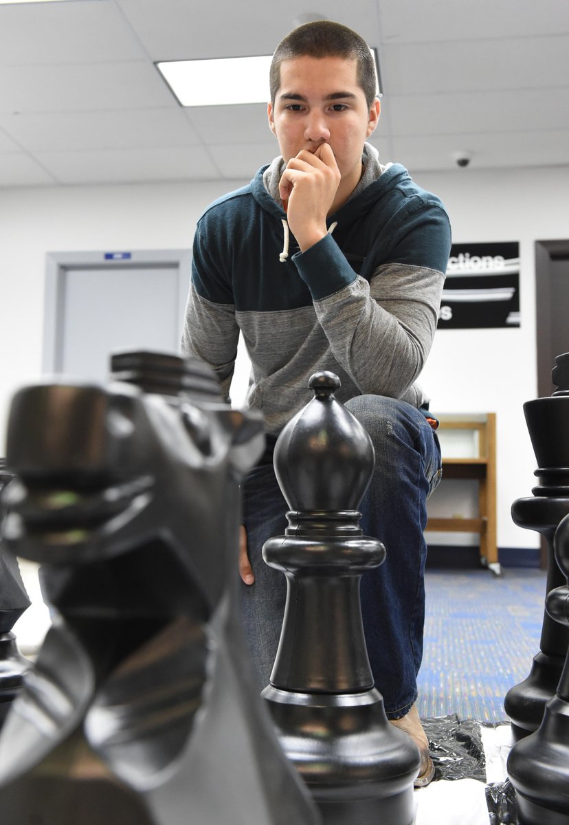 TAMUCCLibrary's tweet image. Need a Game Day? Giant Chess in the Library 8-5 every Friday #TAMUCCLibrary